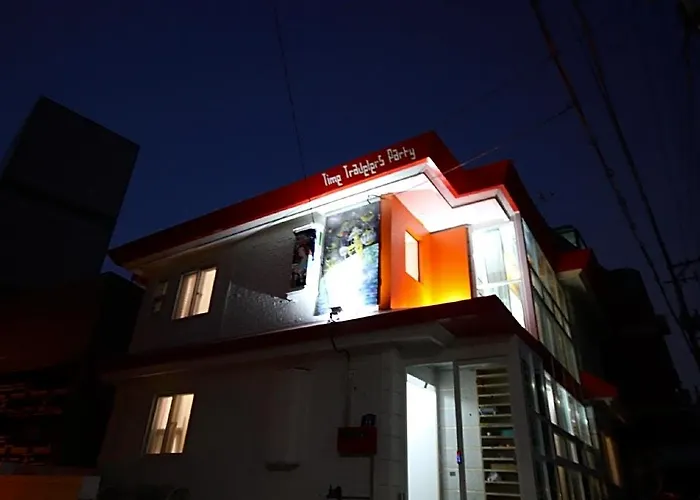 Time Travelers Party In Hongdae Hostel *