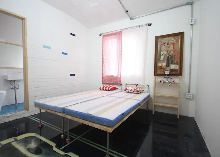 Hostel Time Travelers Party In Hongdae *